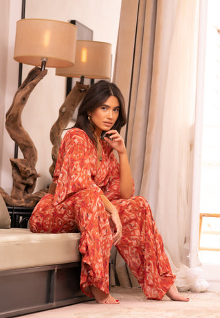 Theri Outfit