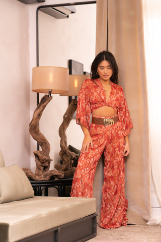 Theri Outfit